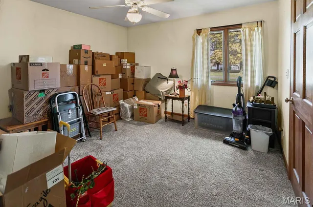 $460,000 | 6409 Sunny Lane, Moro, IL 62067