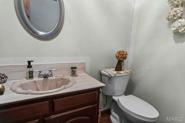 $460,000 | 6409 Sunny Lane, Moro, IL 62067