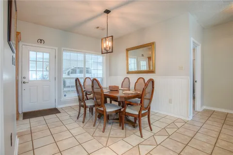 $829,000 | 17406 County Road 4821, Normangee, TX 77871
