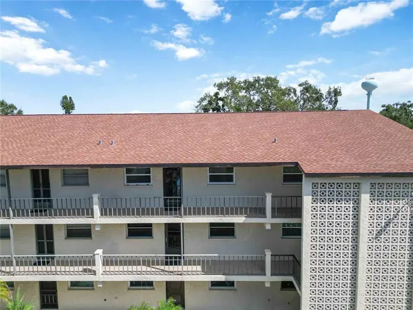 $1,500 | 2240 Stickney Point Road, Unit 238, Sarasota, FL 34231