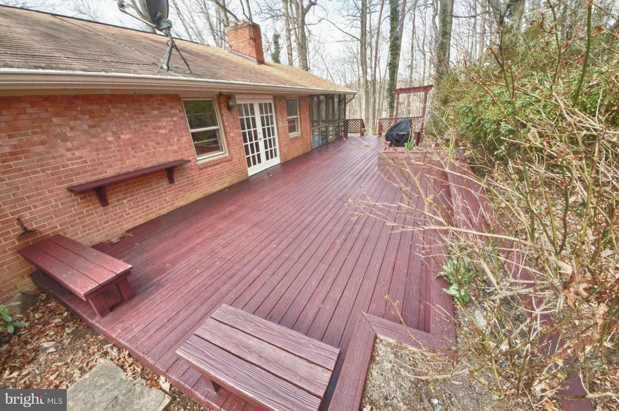 6501 Byron Avenue Springfield, VA 22150 - Photo 17 of 18 Exterior (Rear)