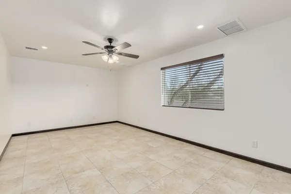 $4,950 | 16915 East Jacklin Drive, Fountain Hills, AZ 85268