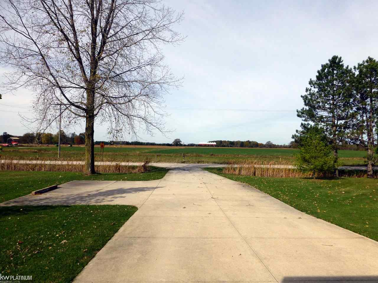 8695 Frith Road Columbus, MI 48063 - Photo 30 of 30 31333963-29.JPG