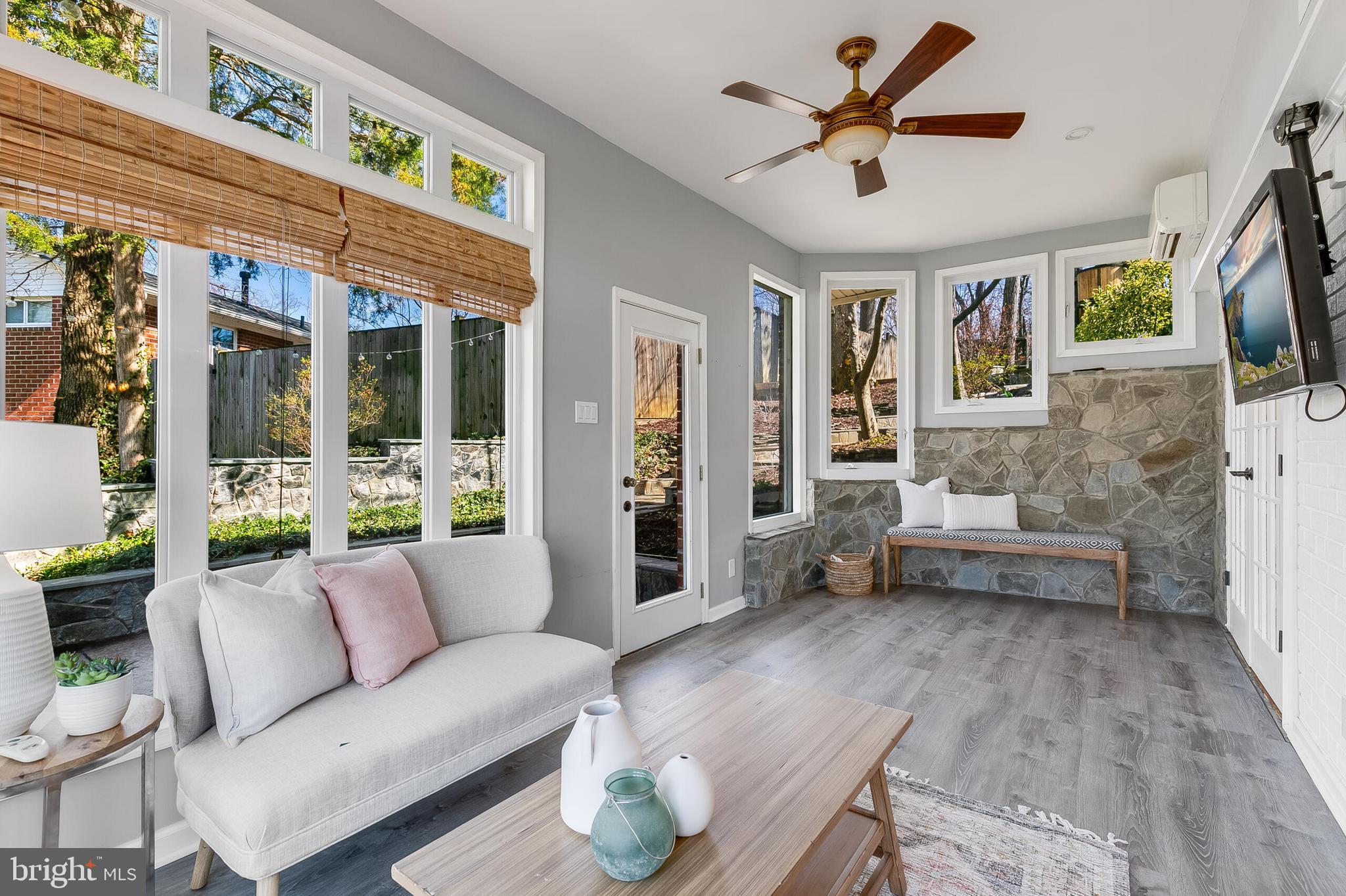 7003 Vancouver Road Springfield, VA 22152 - Photo 17 of 38 a living room with furniture and a large window