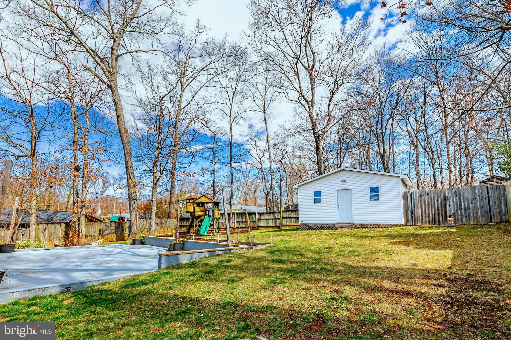 7003 Vancouver Road Springfield, VA 22152 - Photo 37 of 38 a front view of a house with swimming pool