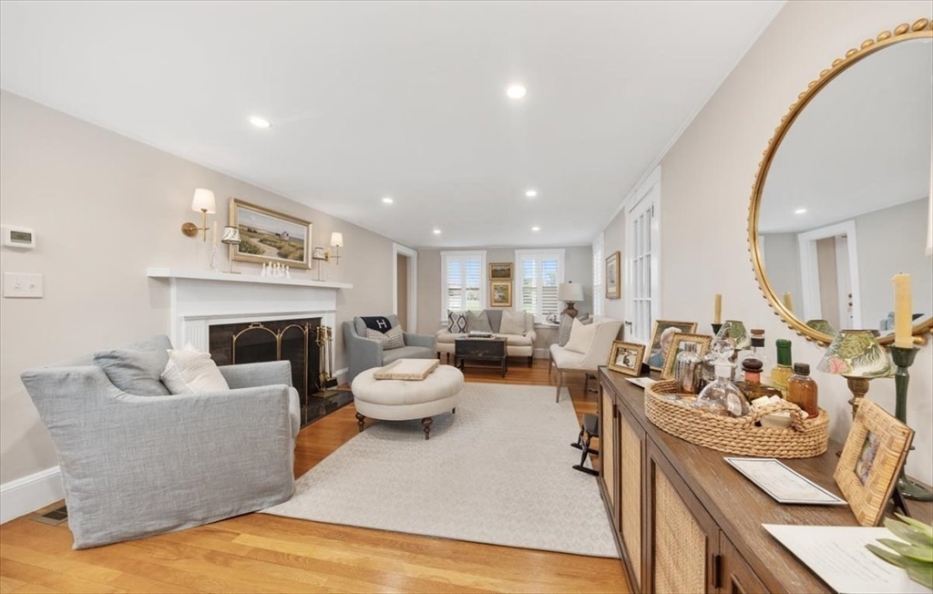 36 Burr Road Hingham, MA 02043 - Photo 10 of 24