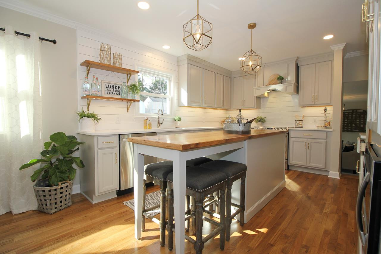 4825 Latimer Road Raleigh, NC 27609 - Photo 4 of 25 Photo 4