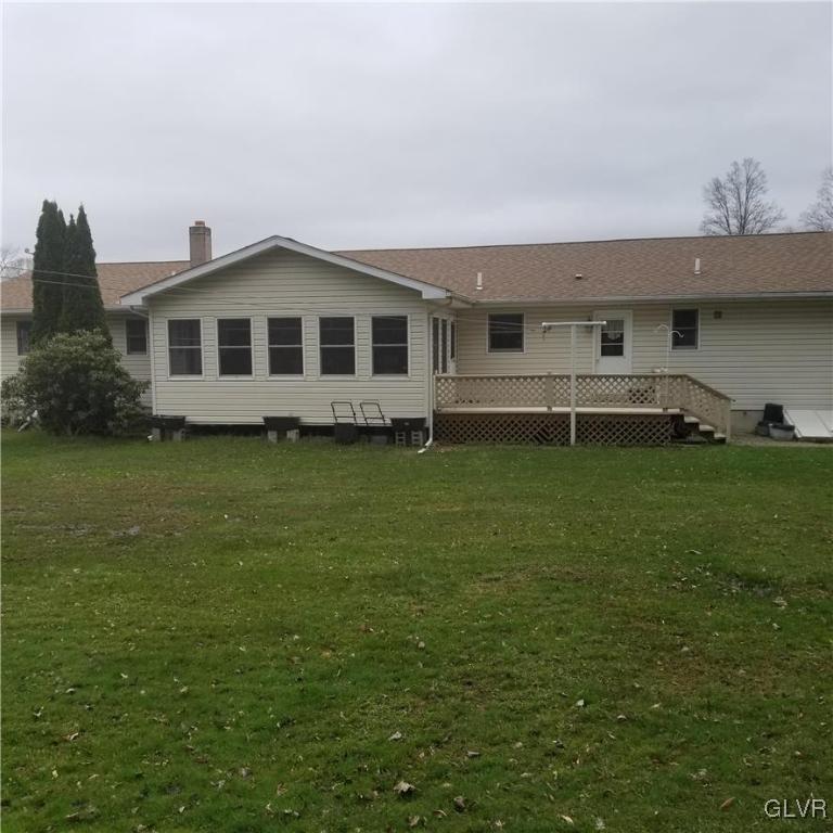 10 Ridge Street Pittston, PA 18640 - Photo 2 of 16