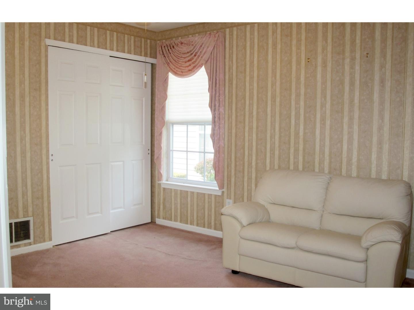 10 Palmer Square Edgewater Park, NJ 08010 - Photo 8 of 15 Den