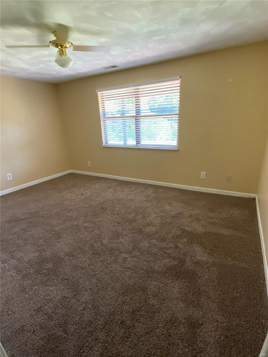 360 Bowers Road Troy, IL 62294 - Photo 49 of 60