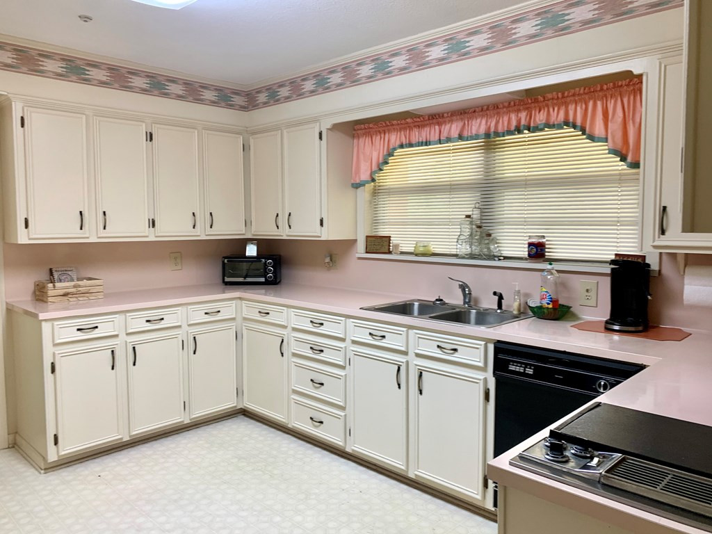 409 Roberts Road Liberty, MS 39645 - Photo 12 of 17 Photo 12