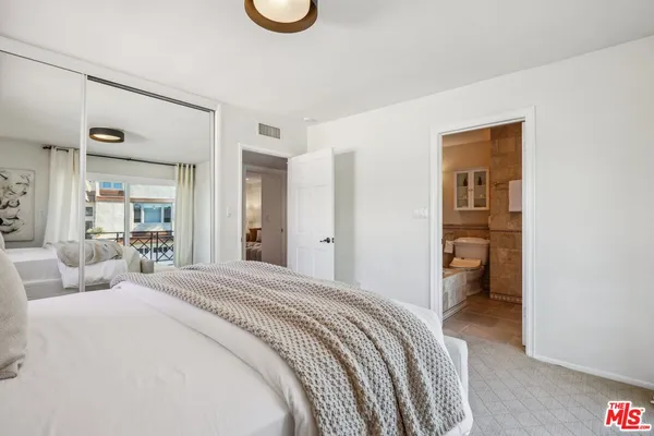 $19,995 | 2411 Mt Olympus Drive, Los Angeles, CA 90046