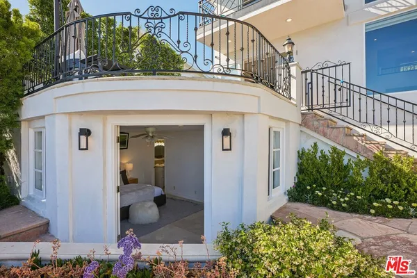 $19,995 | 2411 Mt Olympus Drive, Los Angeles, CA 90046