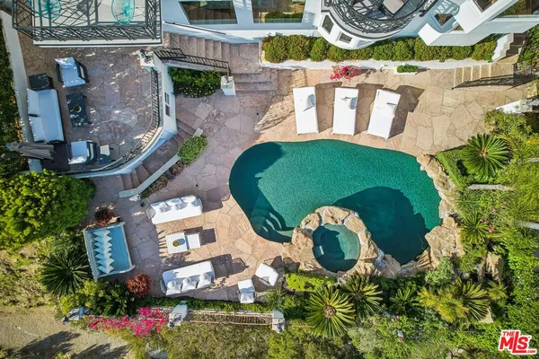 $19,995 | 2411 Mt Olympus Drive, Los Angeles, CA 90046