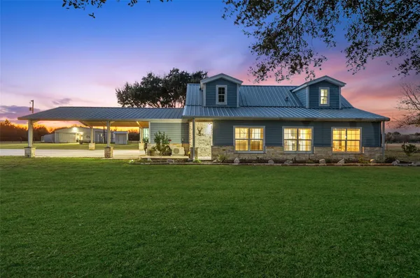 $825,000 | 19989 Meadow Bend Road, Hempstead, TX 77445