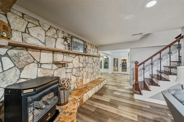 $825,000 | 19989 Meadow Bend Road, Hempstead, TX 77445