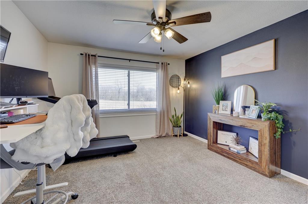 3420 Southeast Lostine Road Columbus, KS 66725 - Photo 29 of 43