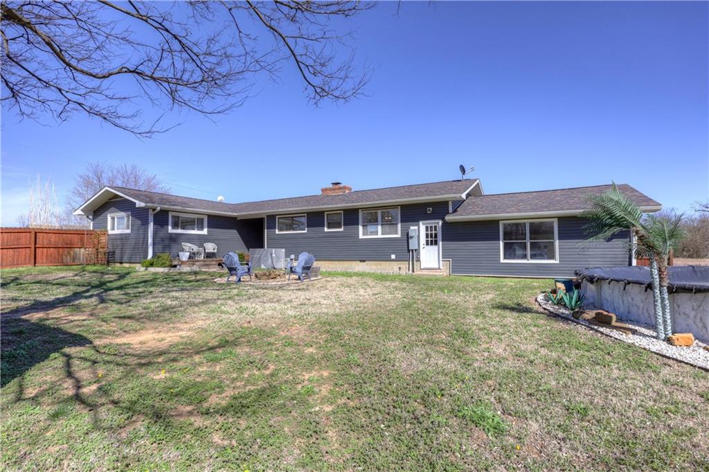 3420 Southeast Lostine Road Columbus, KS 66725 - Photo 6 of 43