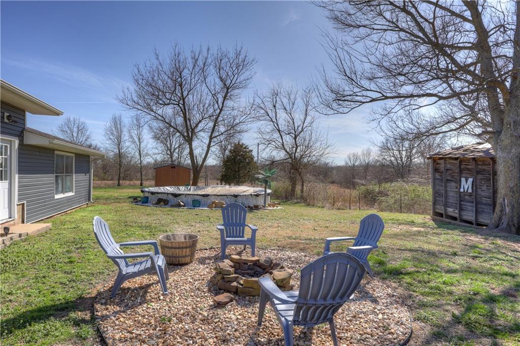 3420 Southeast Lostine Road Columbus, KS 66725 - Photo 7 of 43