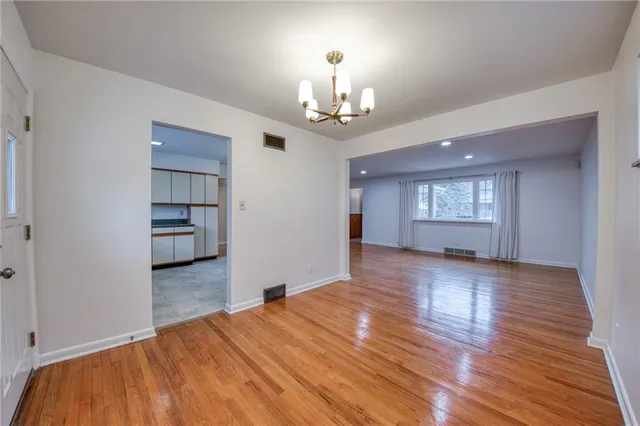 $2,550 | 5523 Rippey Place, Pittsburgh, PA 15206