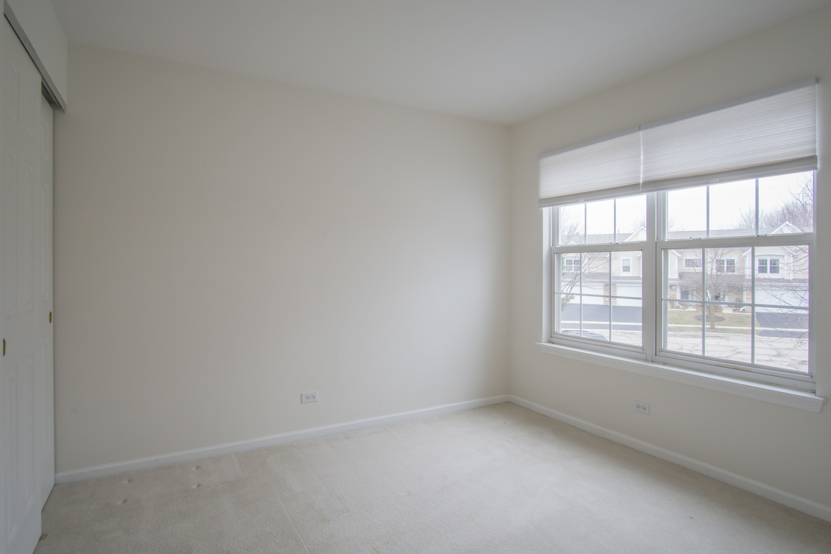 191 Holmes Way Schaumburg, IL 60193 - Photo 12 of 25