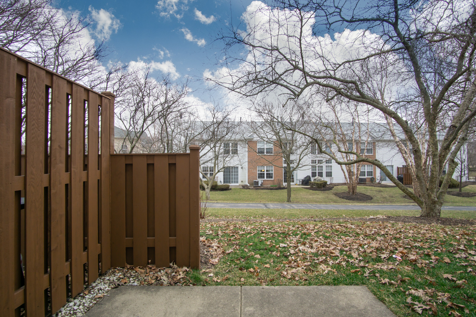 191 Holmes Way Schaumburg, IL 60193 - Photo 23 of 25