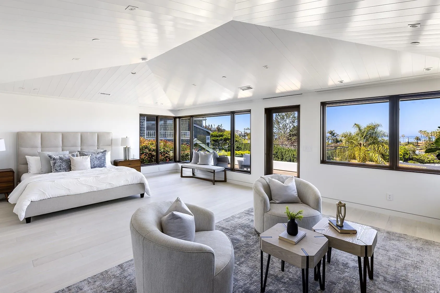 2045 Lowry Place La Jolla, CA 92037 - Photo 30 of 52 a living room with furniture and large windows
