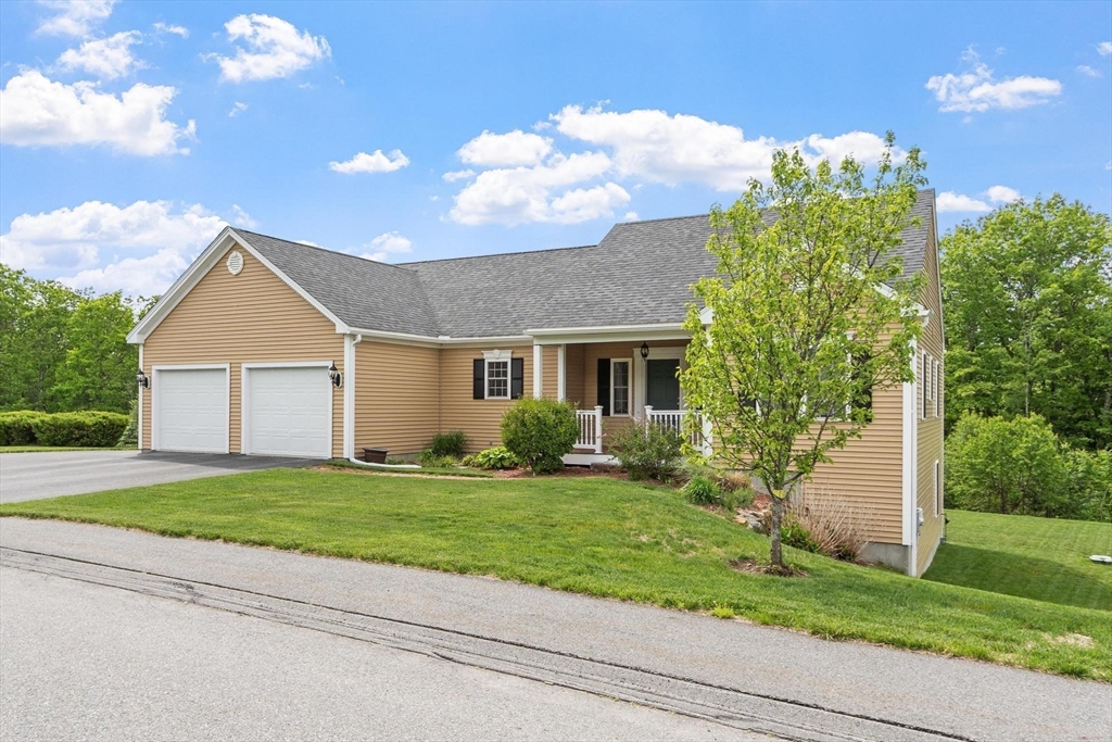 38 Hemlock Road Ashburnham, MA 01430 - Photo 4 of 42