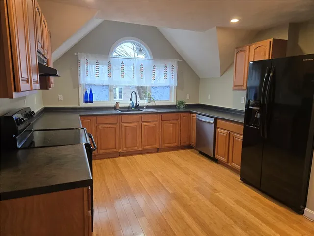 $2,150 | 25 Andrews Avenue, Unit 2, West Warwick, RI 02893