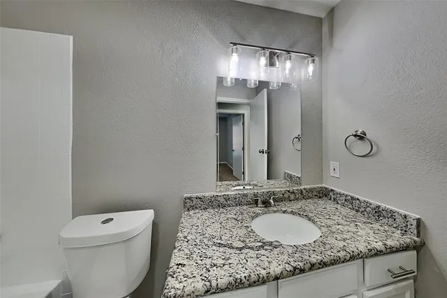 $2,450 | 258 Barclay Avenue, Coppell, TX 75019