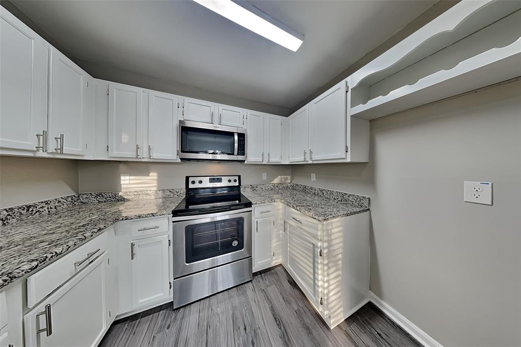 258 Barclay Avenue Coppell, TX 75019 - Photo 5 of 19