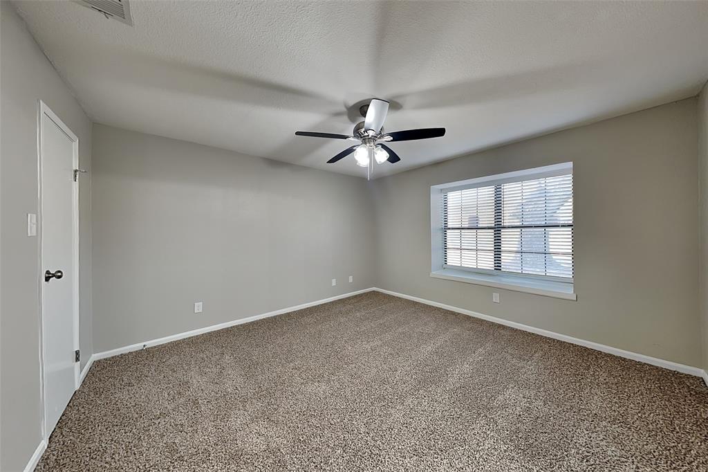 258 Barclay Avenue Coppell, TX 75019 - Photo 7 of 19