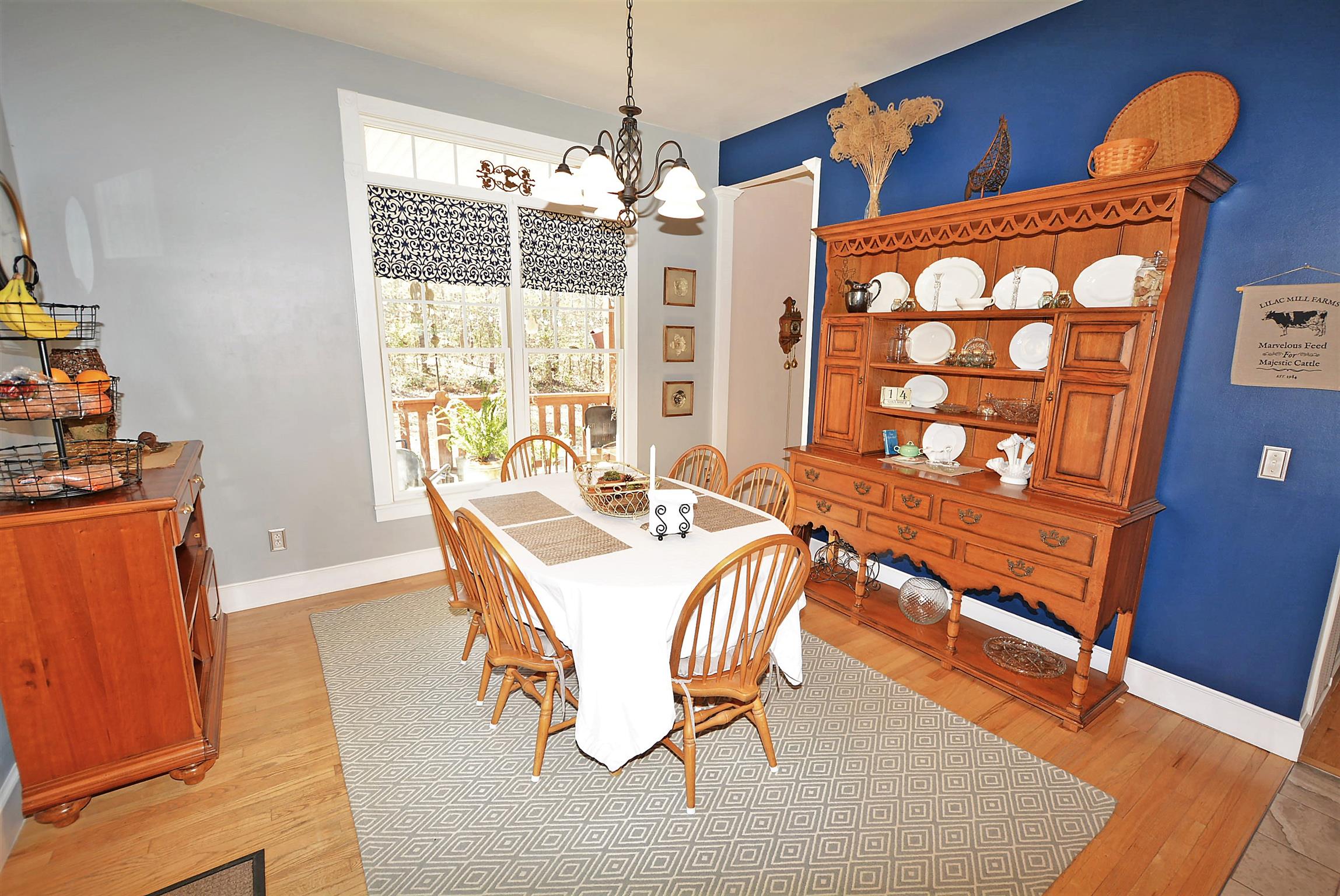745 Balthrop Road Chapmansboro, TN 37035 - Photo 6 of 14 Eat in area with lots of natural light!