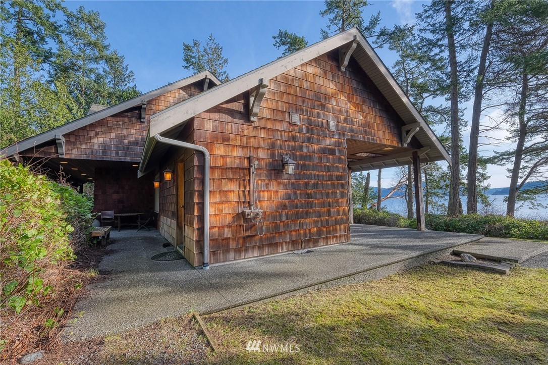 1073 Port Stanley Road Lopez Island, WA 98261 - Photo 3 of 40 Gallery Image 3