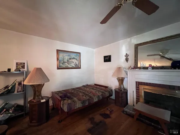 $330,000 | 162 Hillcrest Avenue, Pittsburg, CA 94565