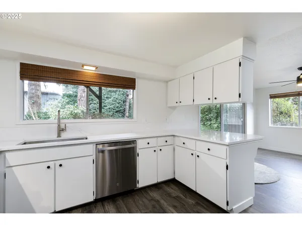 $710,000 | 20445 South Danny Court, Oregon City, OR 97045