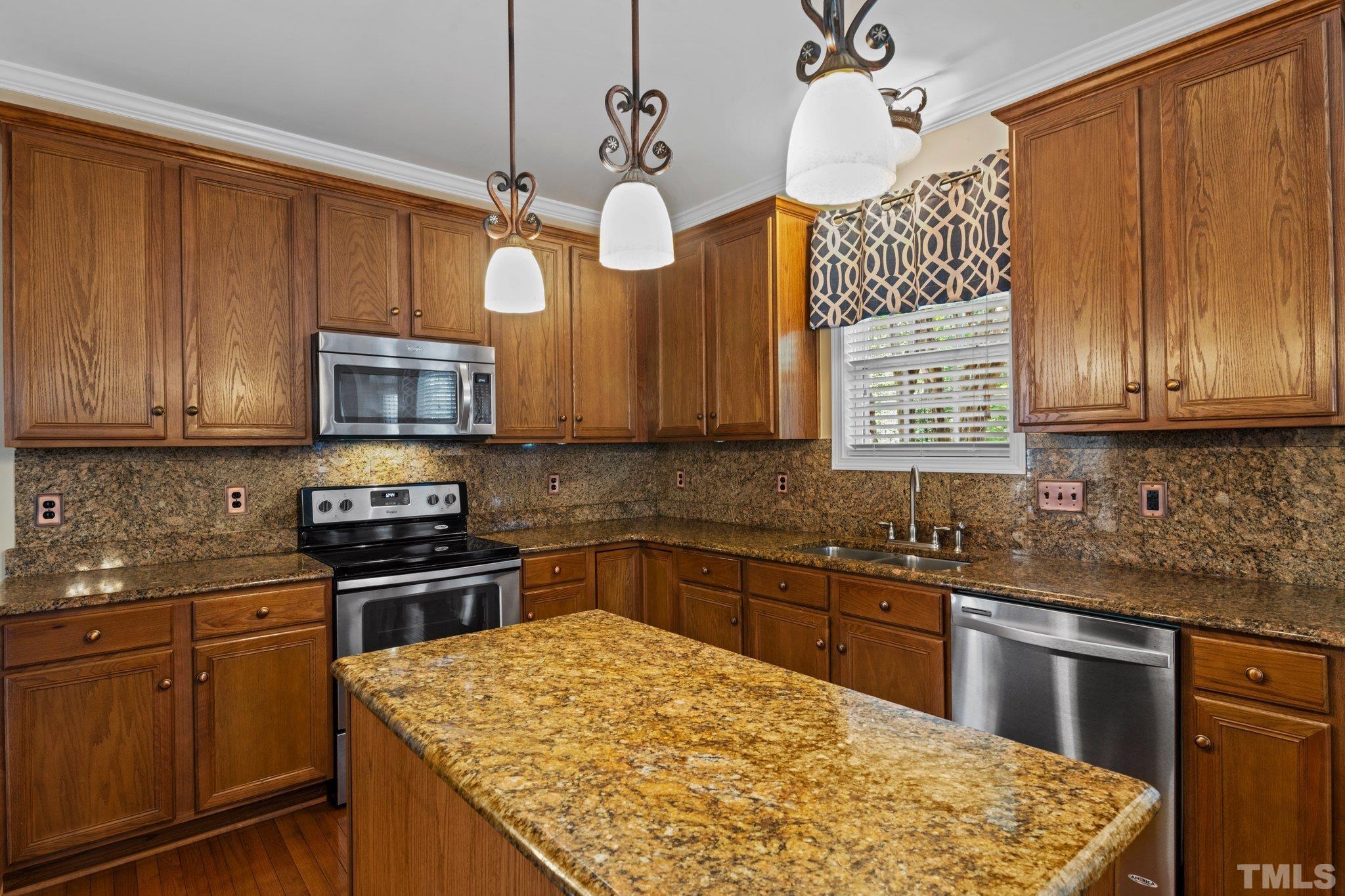 8609 Churchdown Court Raleigh, NC 27613 - Photo 12 of 30