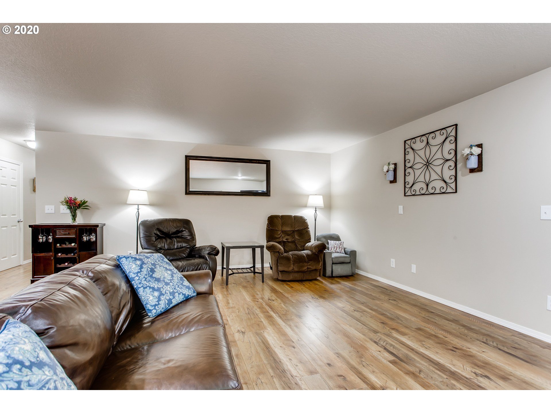 38419 Miller Street Sandy, OR 97055 - Photo 4 of 25 Gallery Image 4