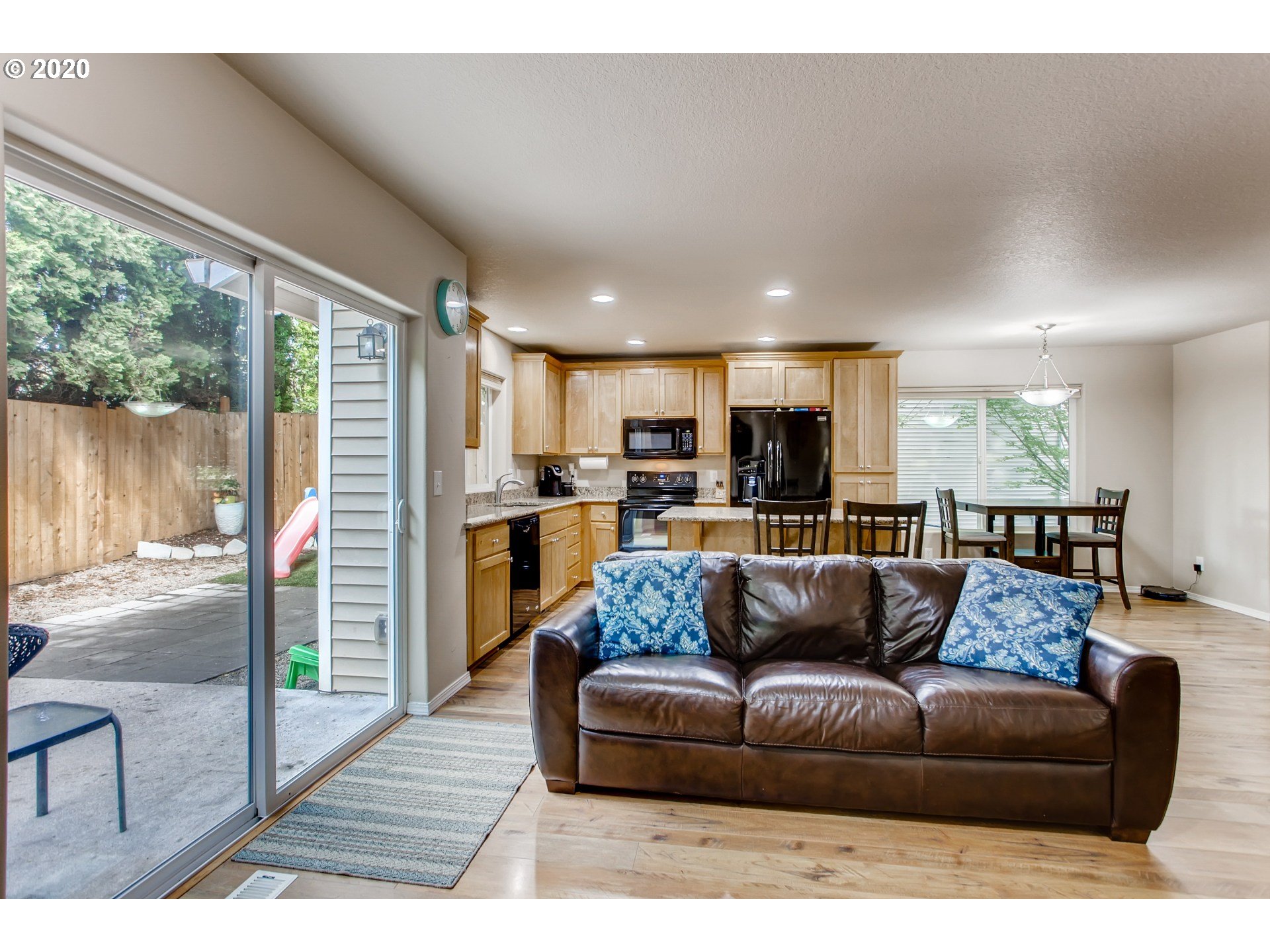38419 Miller Street Sandy, OR 97055 - Photo 5 of 25 Gallery Image 5
