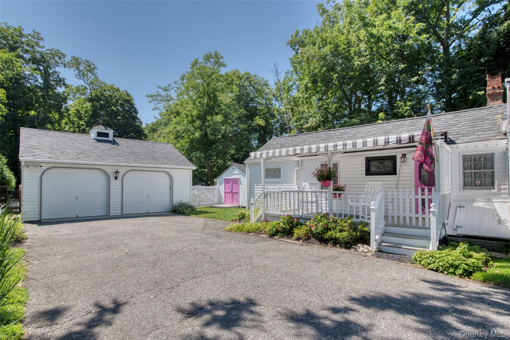 8440 Main Road East Marion, NY 11939 - Photo 18 of 28