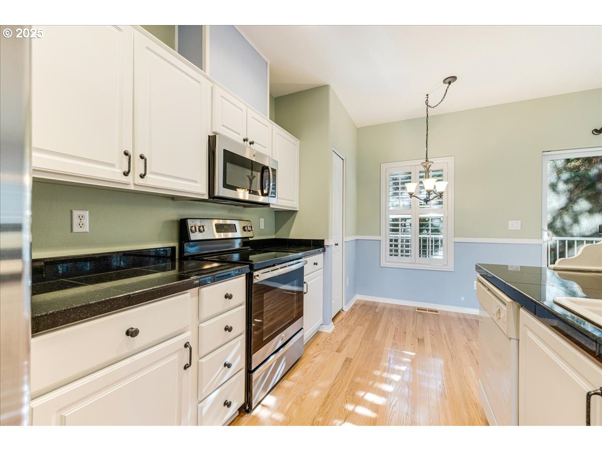 14186 Southwest Barrows Road, Unit 75 Tigard, OR 97223 - Photo 13 of 48 Gallery Image 13