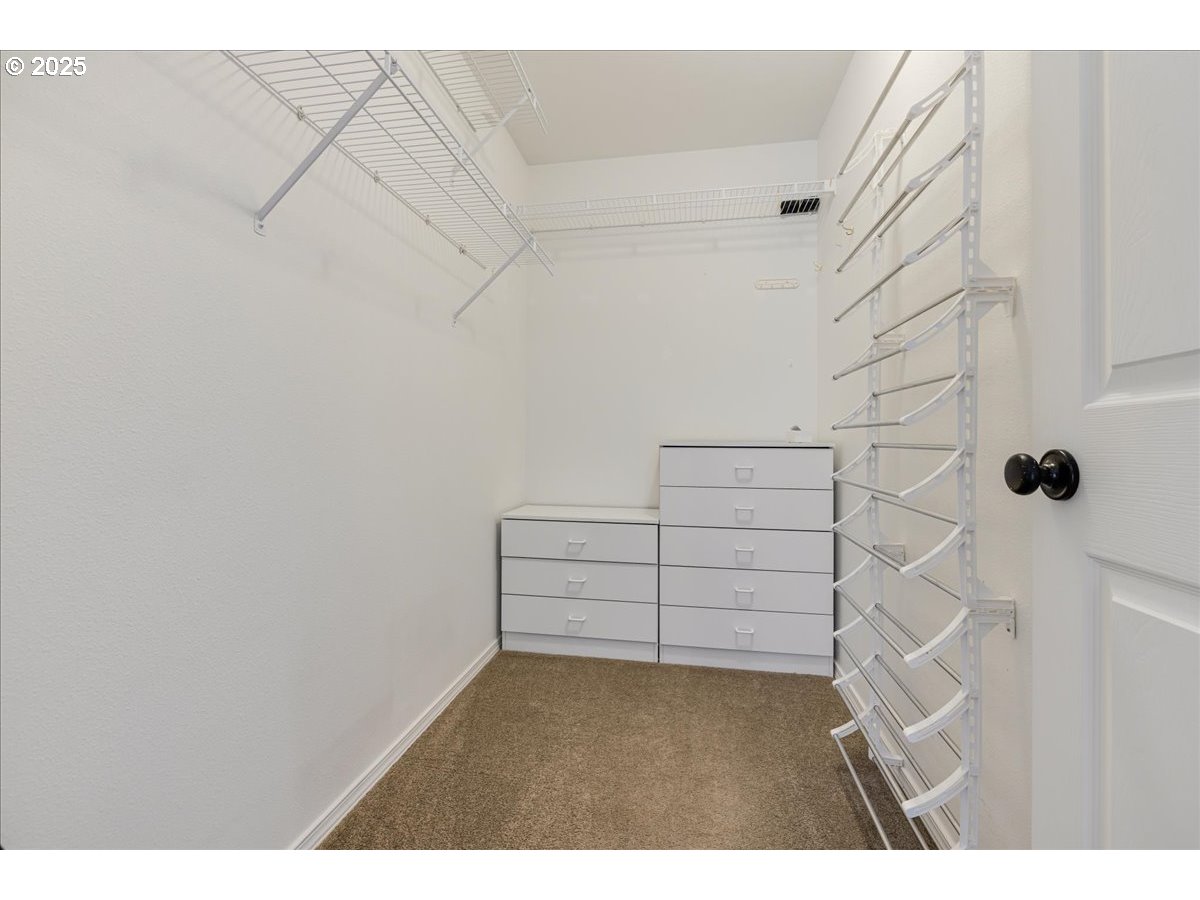 14186 Southwest Barrows Road, Unit 75 Tigard, OR 97223 - Photo 24 of 48 Gallery Image 24