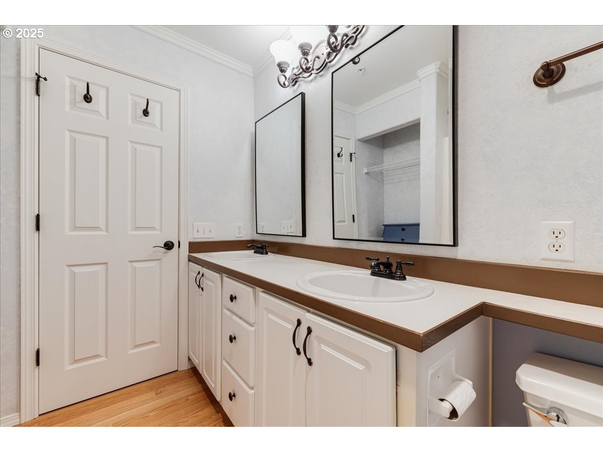 14186 Southwest Barrows Road, Unit 75 Tigard, OR 97223 - Photo 26 of 48 Gallery Image 26