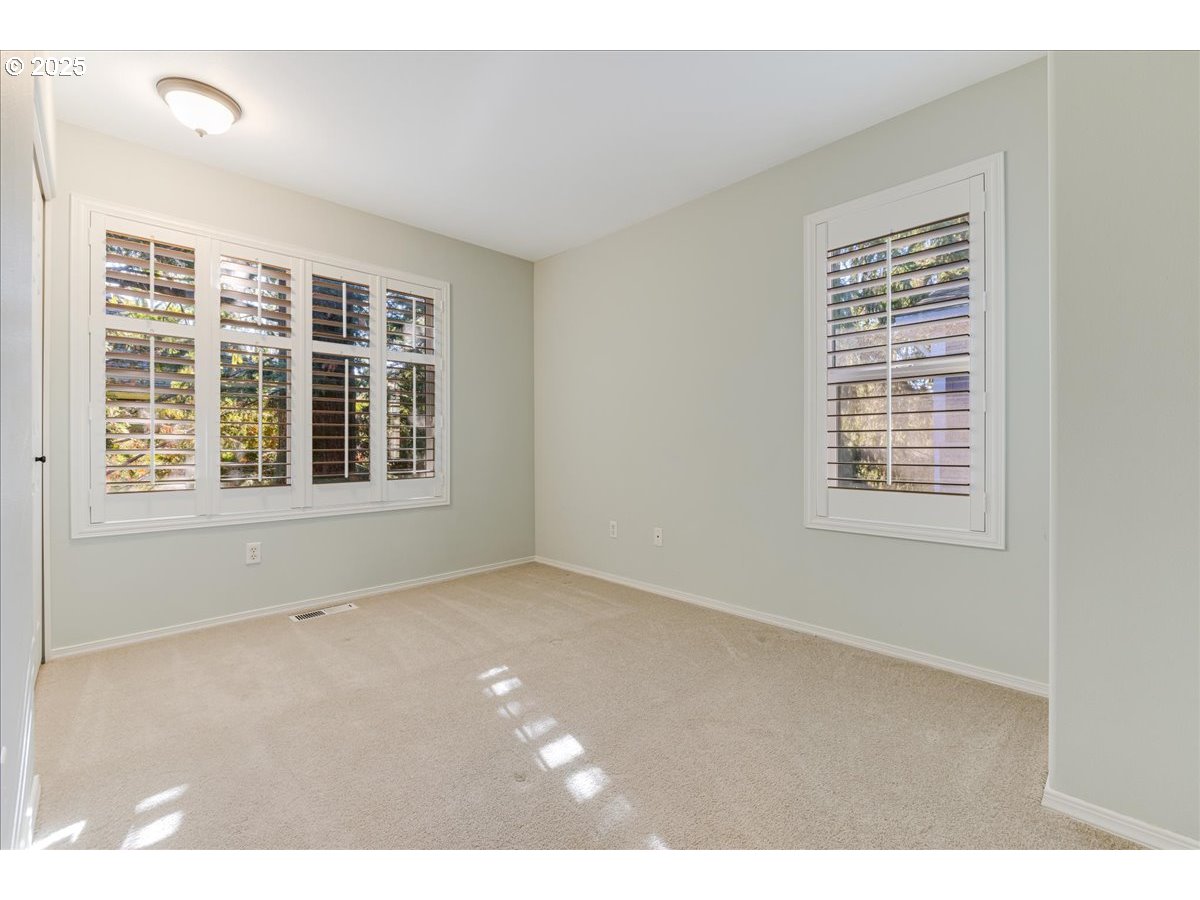 14186 Southwest Barrows Road, Unit 75 Tigard, OR 97223 - Photo 27 of 48 Gallery Image 27