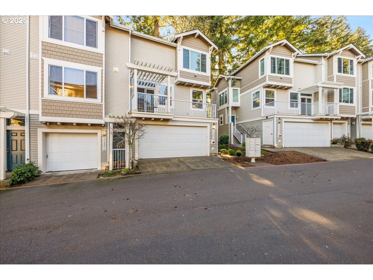 14186 Southwest Barrows Road, Unit 75 Tigard, OR 97223 - Photo 3 of 48 Gallery Image 3