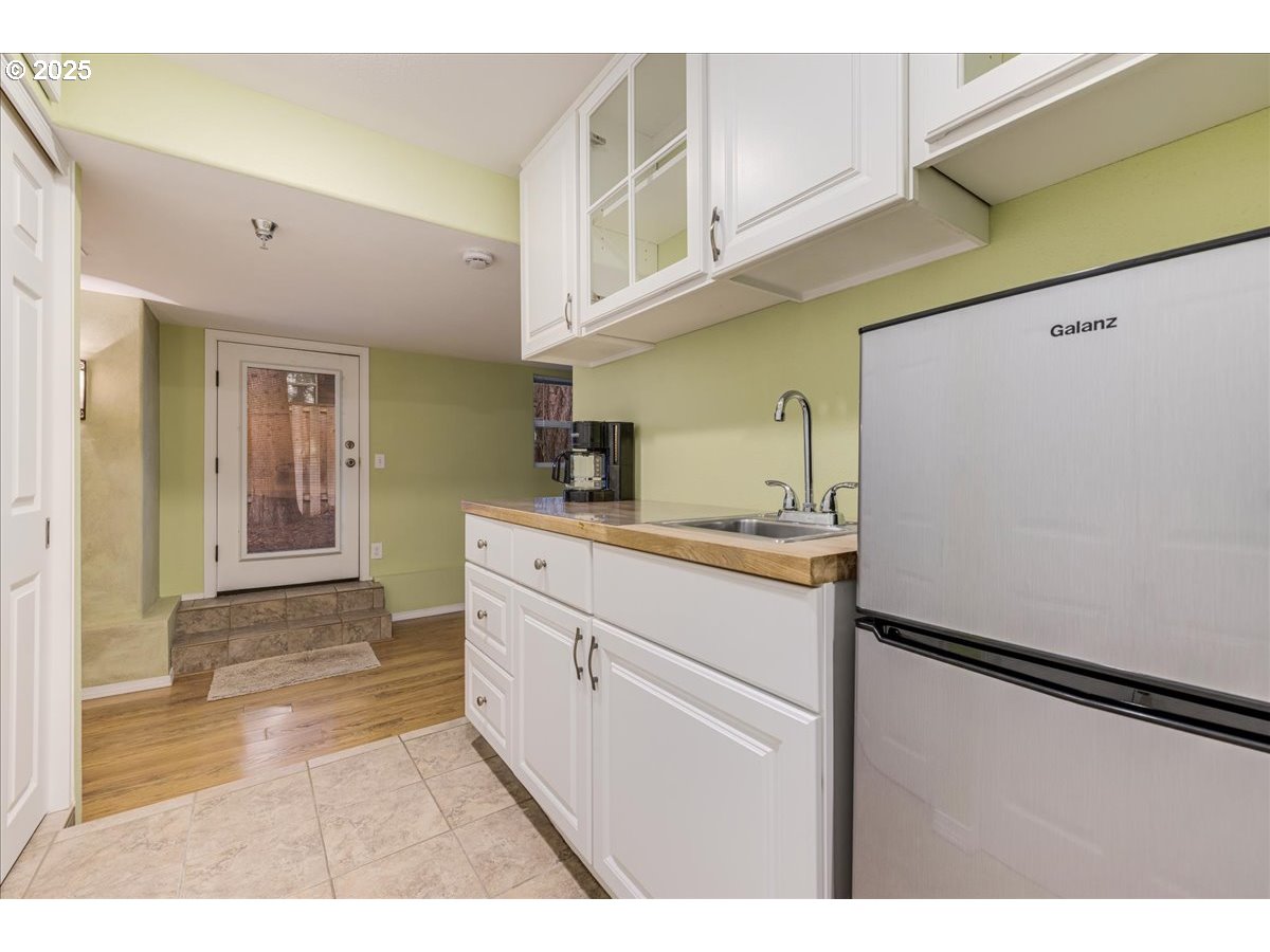 14186 Southwest Barrows Road, Unit 75 Tigard, OR 97223 - Photo 33 of 48 Gallery Image 33