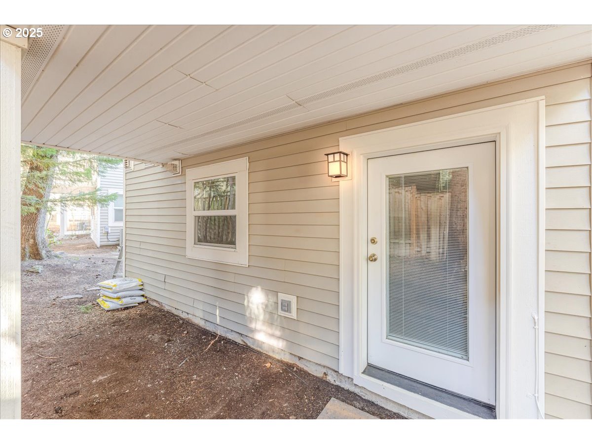 14186 Southwest Barrows Road, Unit 75 Tigard, OR 97223 - Photo 41 of 48 Gallery Image 41