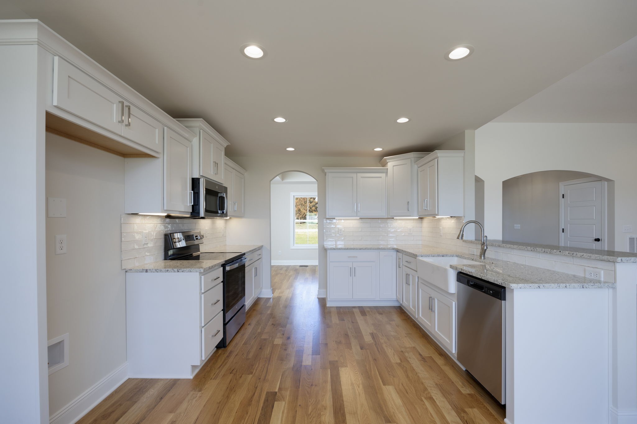 1793 Mosley Ferry Road Chapmansboro, TN 37035 - Photo 9 of 29 Gallery Image 9