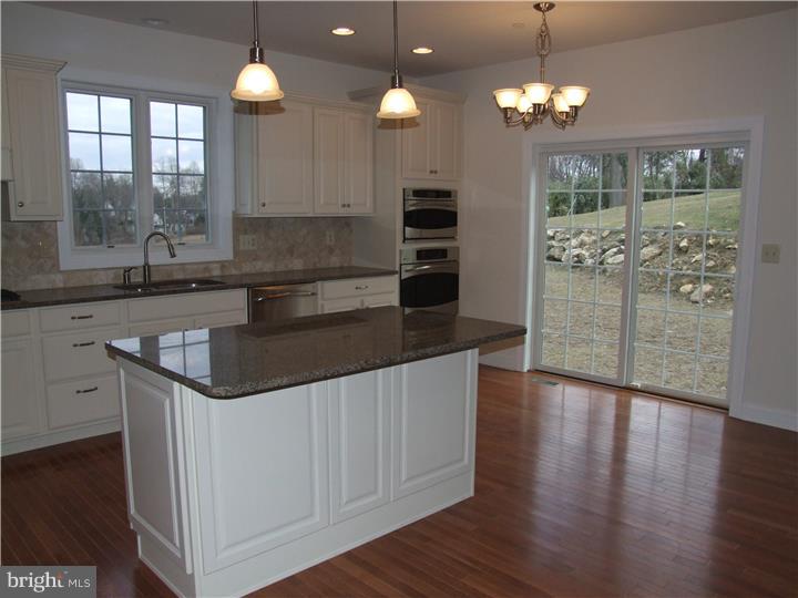105 North Hillcrest Road Springfield, PA 19064 - Photo 7 of 13