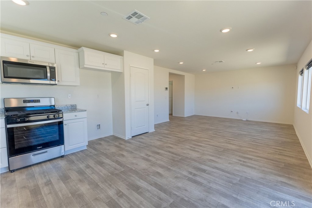 10156 Colten Rdg Street Adelanto, CA 92301 - Photo 13 of 42